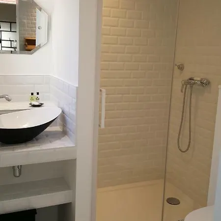 Homestay La Des Champs *